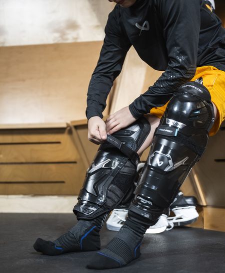 Ochraniacze goleni Bauer SUPREME F50 PRO Shin Guard Senior